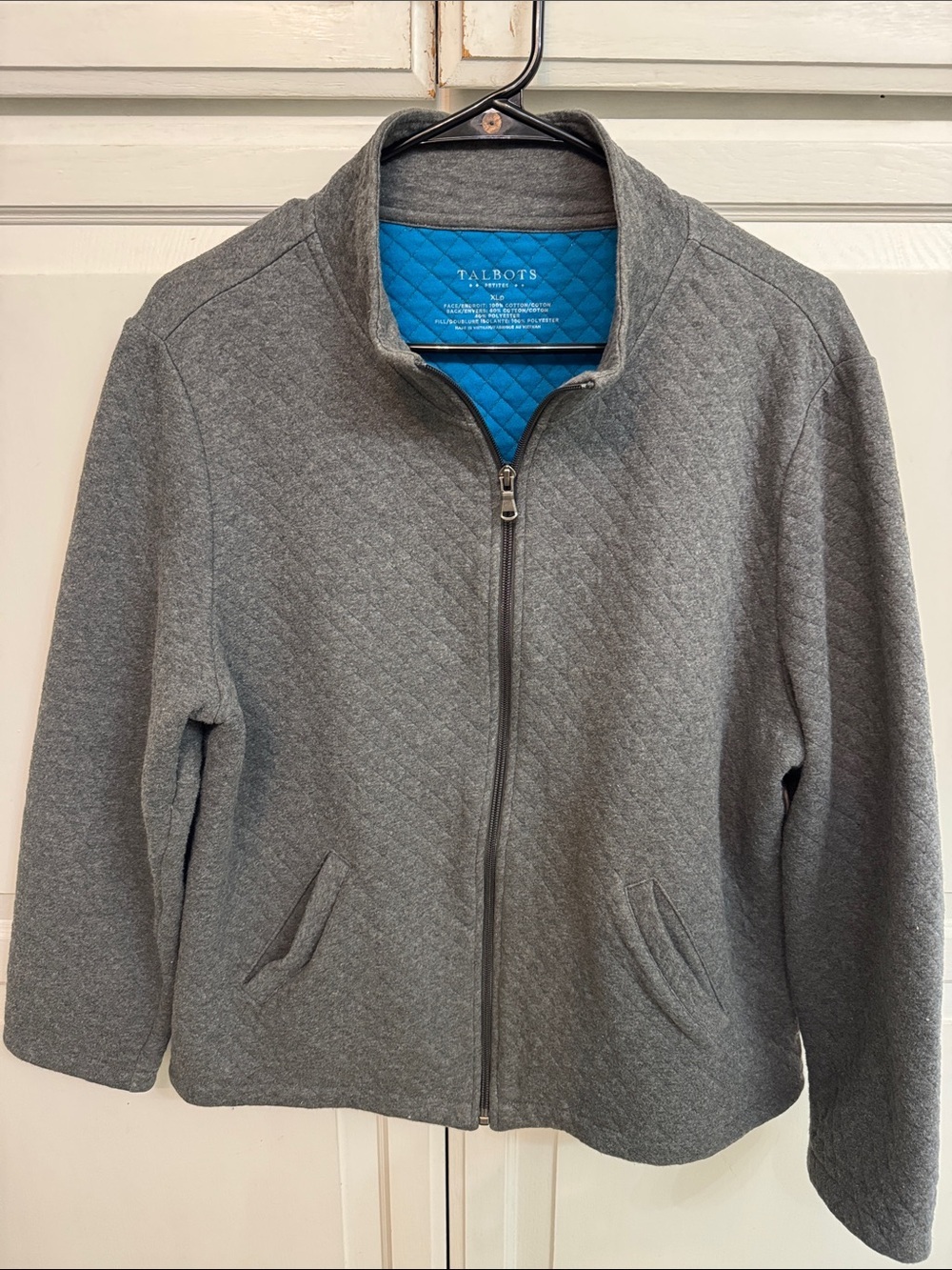 Talbots Quilted Gray Full-Zip Jacket with Blue Lining size LP cozy casual